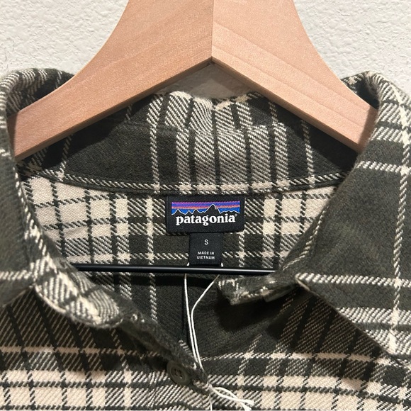 Patagonia Fjord Flannel Shirt – Women’s Small – Pine Needle Green Plaid – NWT - Picture 3 of 5